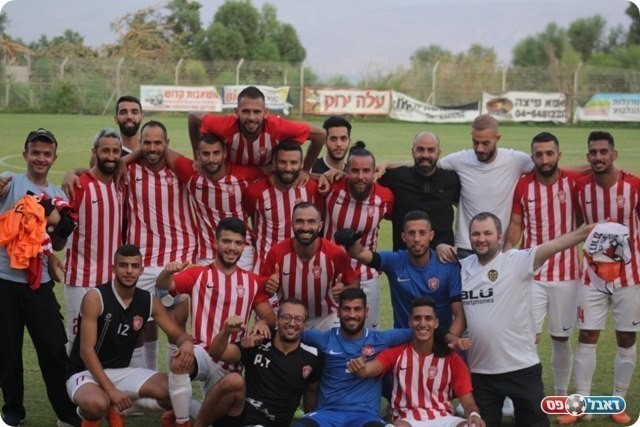 שחקני הפועל כאוכב (דאפר מחאמיד)